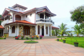 Гостиница Sri Lagoon Villa  Negombo